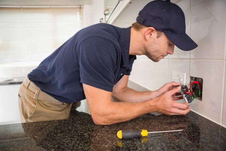 Residential Electrician in Vancouver